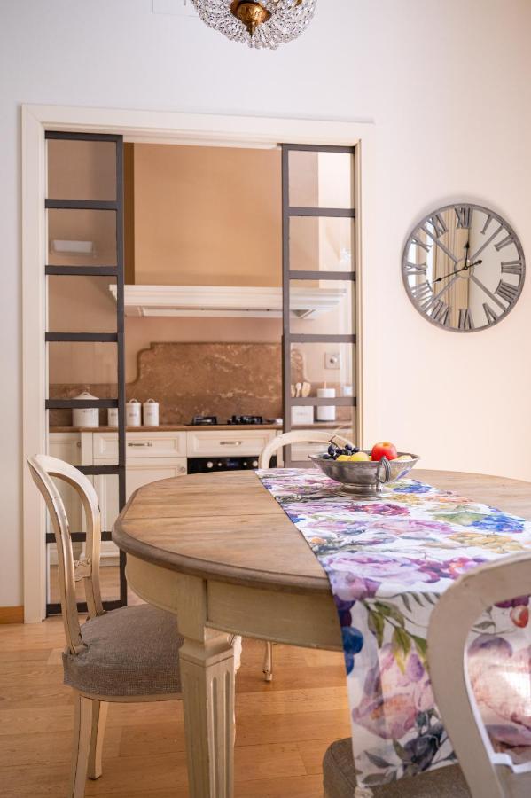 Central And Roomy Near The Station And Duomo - Homeunity Firenze Esterno foto